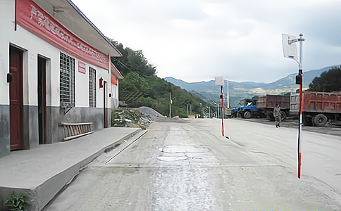 RFID超高頻防轉(zhuǎn)移陶瓷卡標簽應(yīng)用于車輛稱重管理